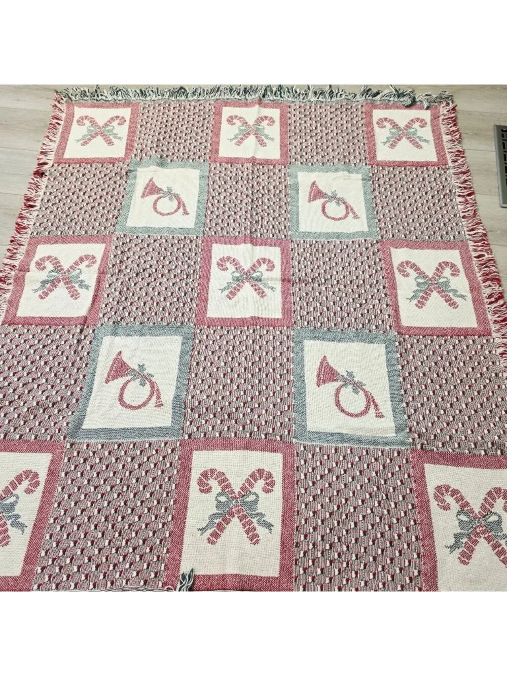 Fieldcrest Cotton Holiday Christmas Candy Canes Horns Tapestry Throw Blanket